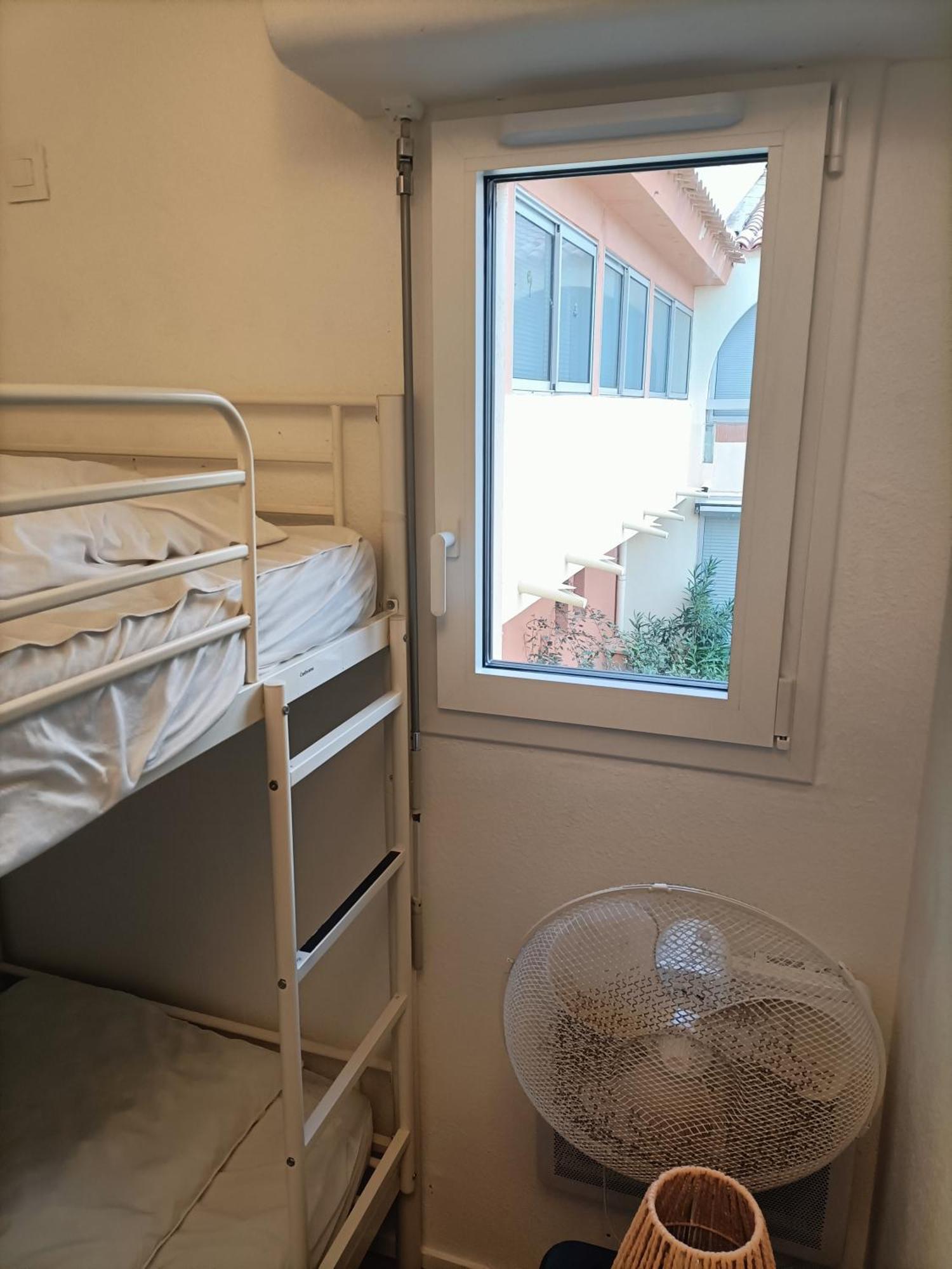 T2 Cabine Avec Tres Belle Vue Sur Le Port De Plaisance Лёкат Экстерьер фото